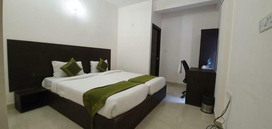 Daffodil Delight - Manyata Tech Park Hotel Bangalore Exterior photo
